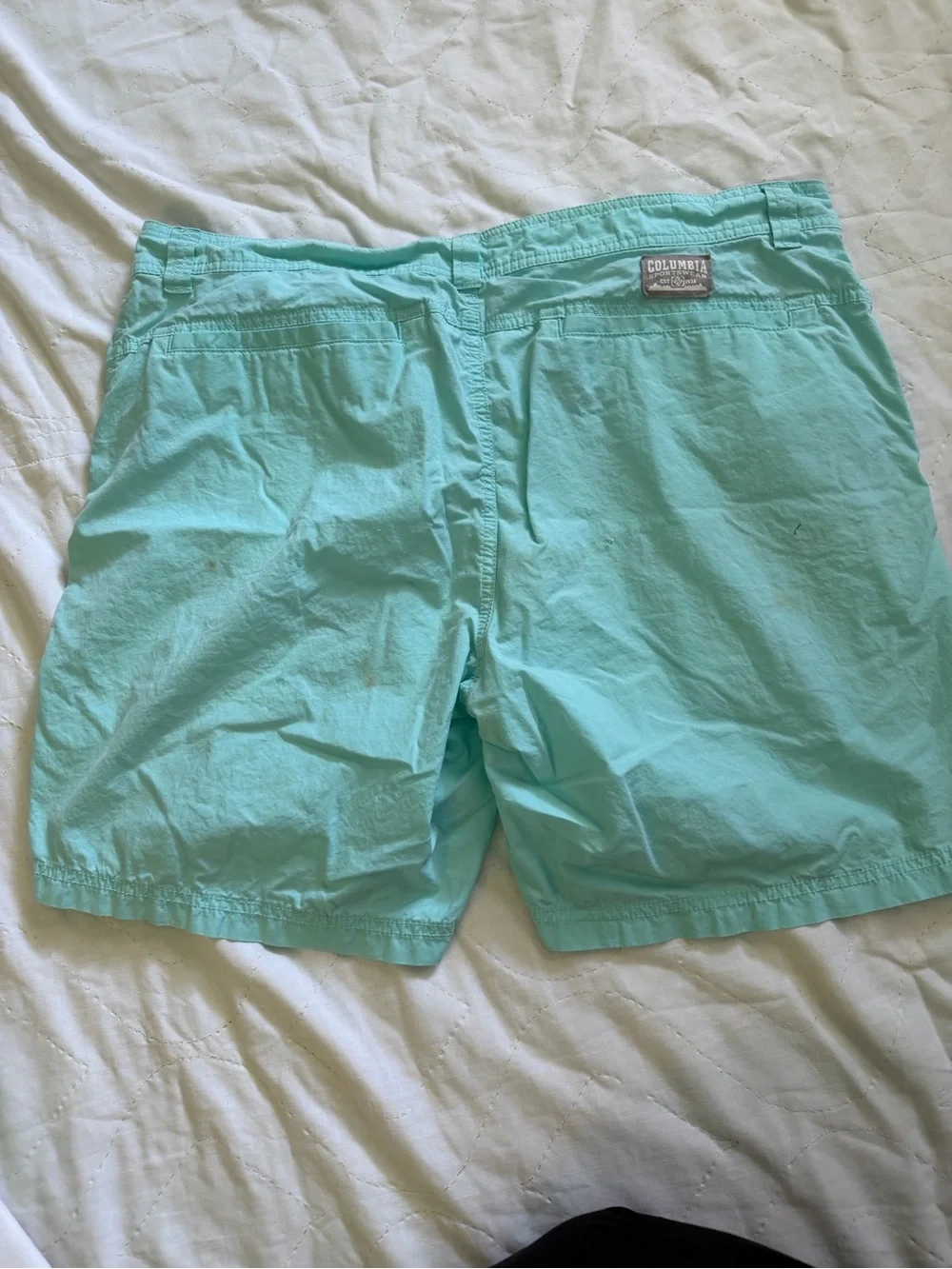 Columbia Men's Flat Front Shorts in Light Aqua